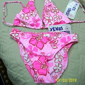 NWT VENUS EDGE Bikini Swimwear Pink Flowers L/XL